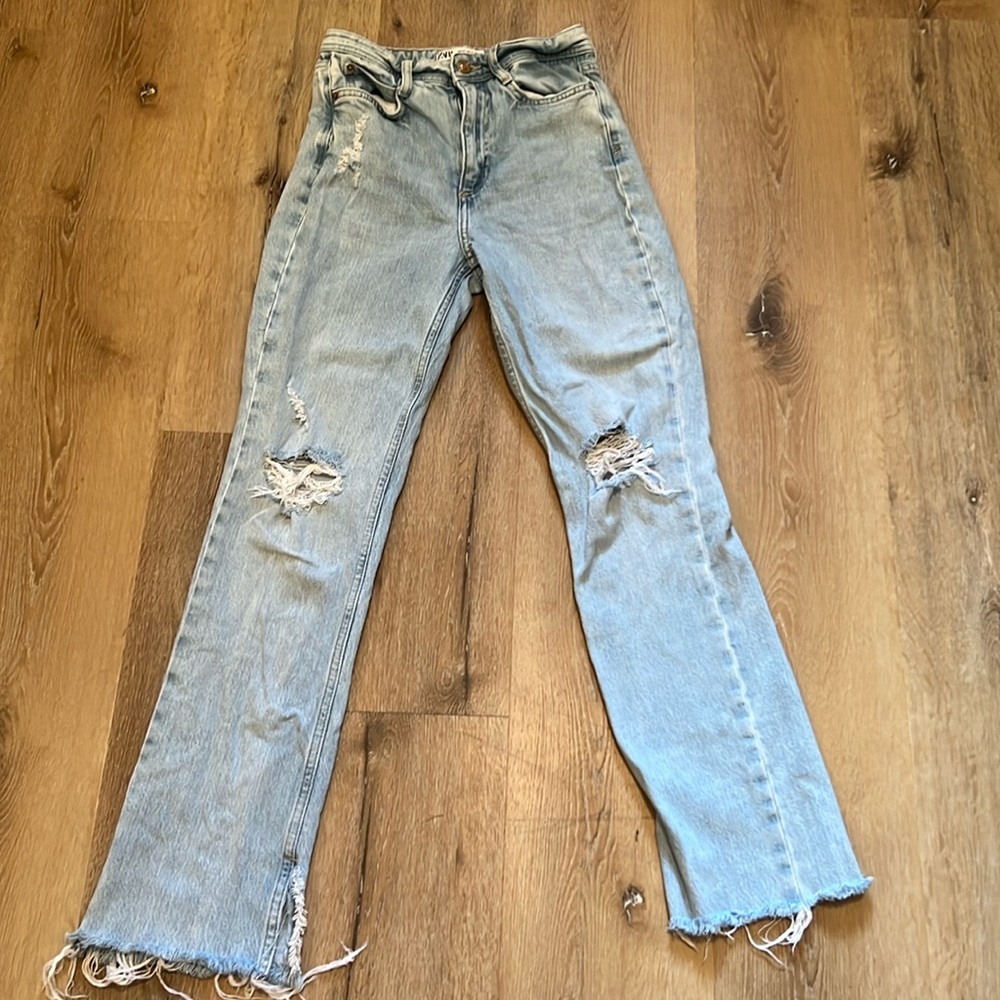 ZARA Distressed Straight Leg Jeans light wash Size 2